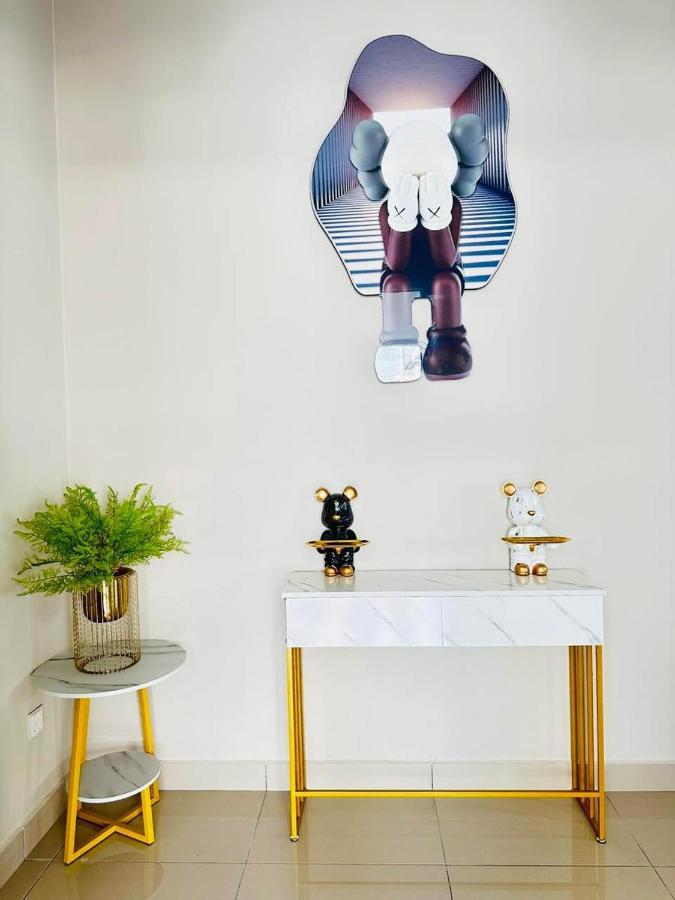 《Untitled Homestay》Sitiawan Esterno foto