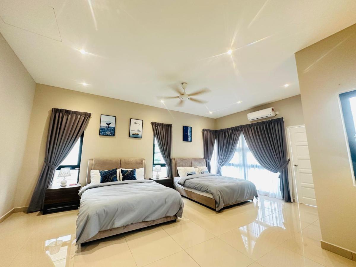 《Untitled Homestay》Sitiawan Esterno foto